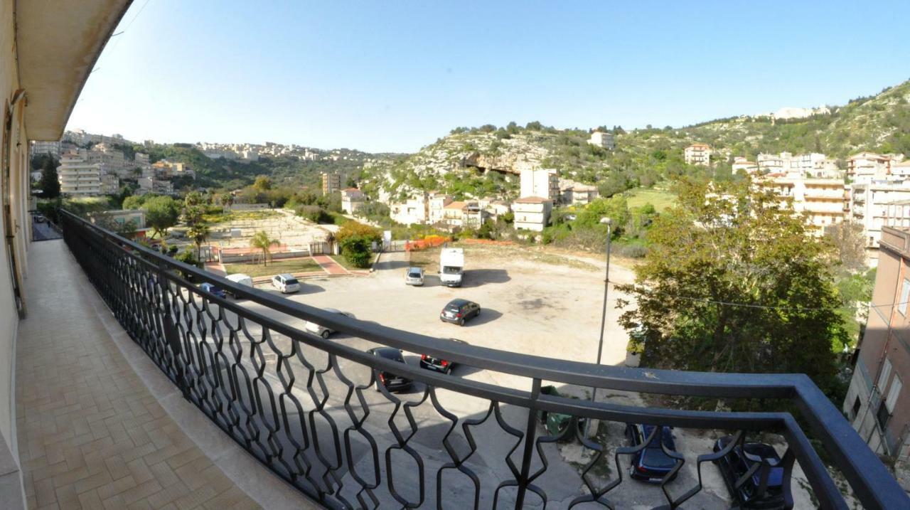 Casa Fontana Villa โมดิกา ภายนอก รูปภาพ