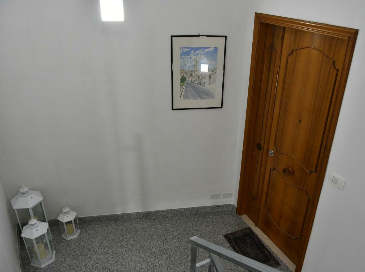 Casa Fontana Villa โมดิกา ภายนอก รูปภาพ