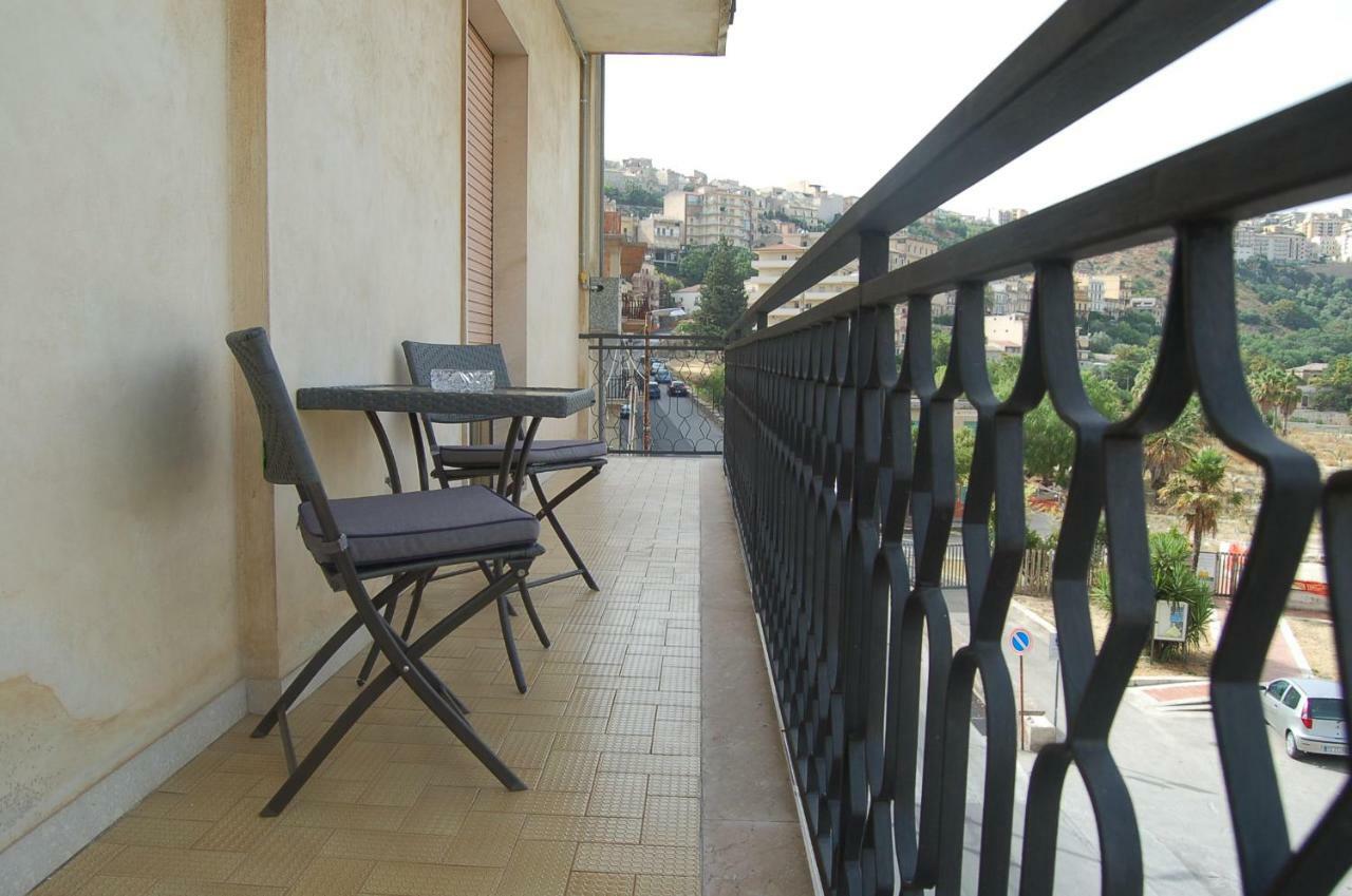 Casa Fontana Villa โมดิกา ภายนอก รูปภาพ